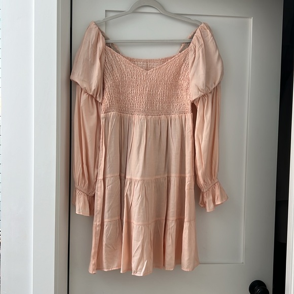 Dress (never worn) - Picture 2 of 3